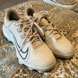 Women's Nike Hyperdiamond 4 Pro MCS Molded Softball Cleats